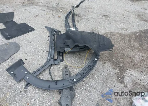 2024 Ford Explorer Xlt from USA, damaged, VIN 1FMSK7DH2RGA85824